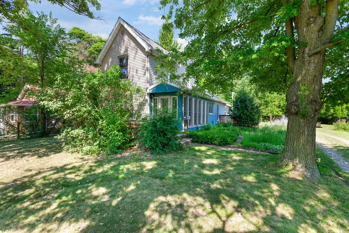 1321 N Waterloo, Jackson, MI 49202 - #1