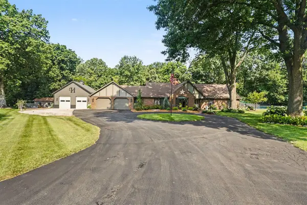 1555 Cardinal, Saint Joseph, MI 49085