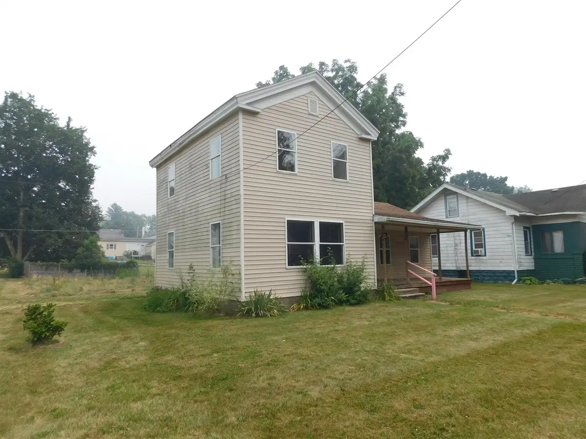 700 8th, Three Rivers, MI 49093 - #1
