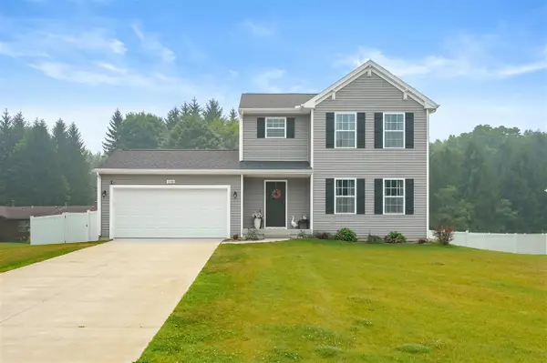 5136 Lake Pines, Vicksburg, MI 49097