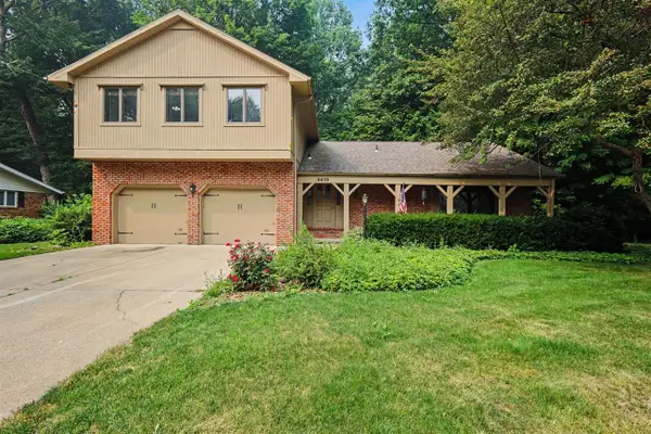 4410 Laurel, Saint Joseph, MI 49085