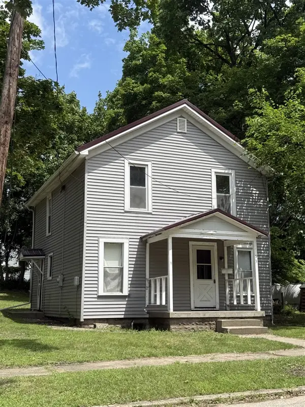 93 Howder, Hillsdale, MI 49242
