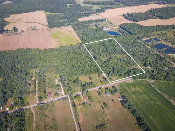 V/L 40A S 168th, Hesperia, MI 49421