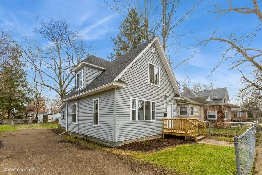 979 Lavette, Benton Harbor, MI 49022 - #2