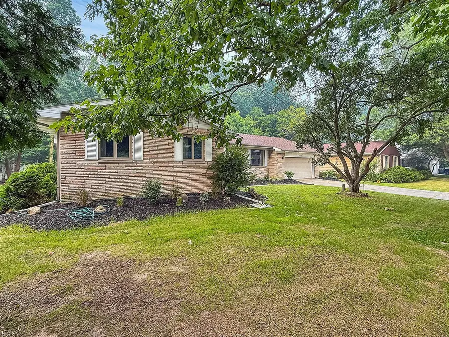 3417 Ginger Snap, Lansing, MI 48911 - #3