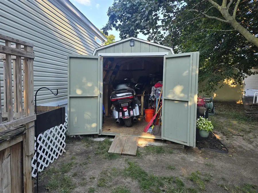 2054 Ironwood E, Muskegon, MI 49442 - #2