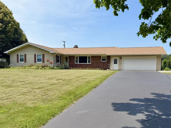 14607 15 Mile, Marshall, MI 49068