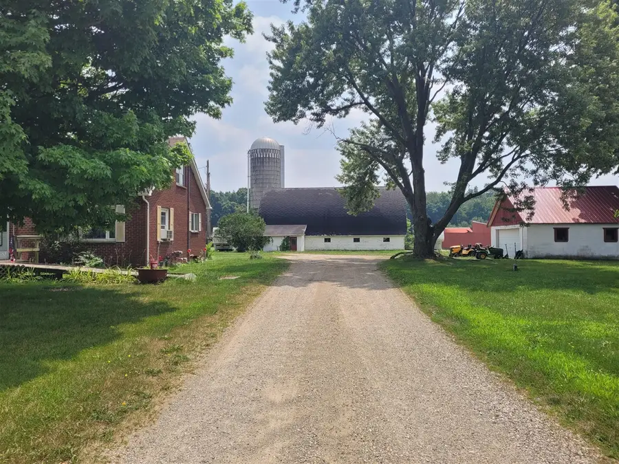 13245 E Michigan, Grass Lake, MI 49240 - #2
