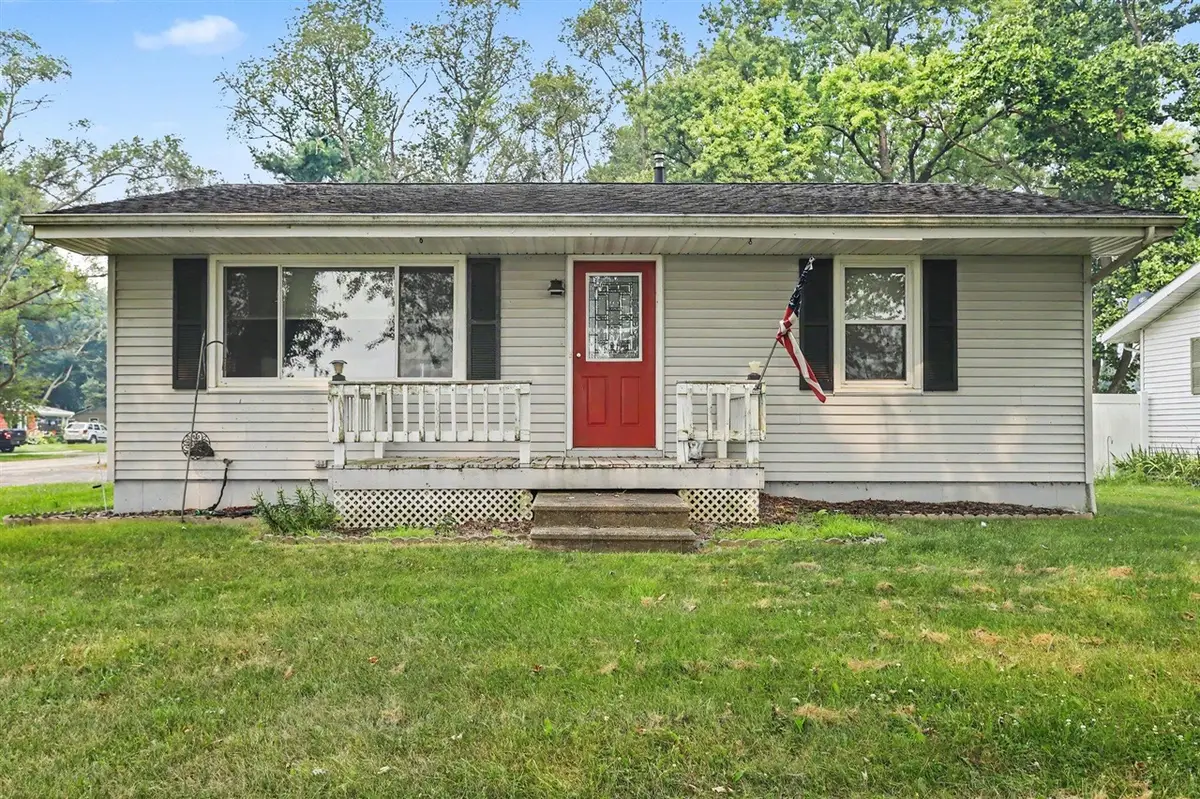 900 Jefferson, Three Rivers, MI 49093 - #1