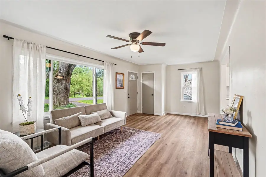 321 Snow, Level Park Oak Park, MI 49037 - #3