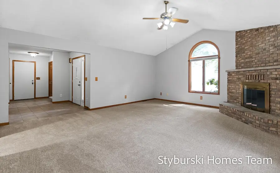 19127 W Spring Lake, Spring Lake, MI 49456 - #3