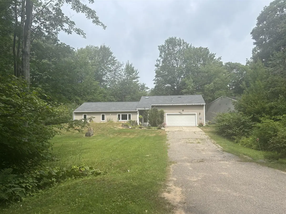 18145 148th, Spring Lake, MI 49456 - #1