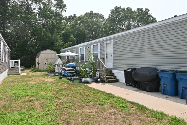 1463 Kenora, Norton Shores, MI 49444