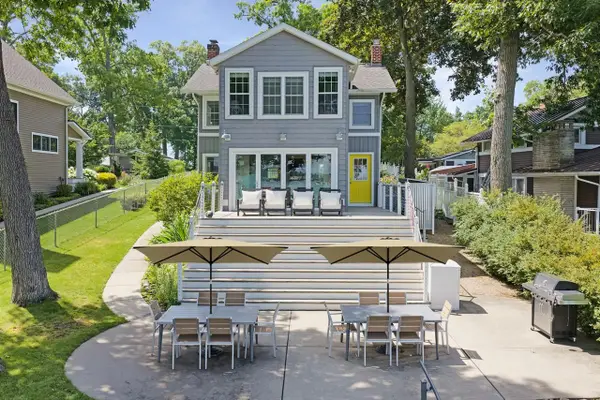 23612 S Shore, Edwardsburg, MI 49112