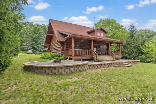 2618 N Mundy, White Cloud, MI 49349