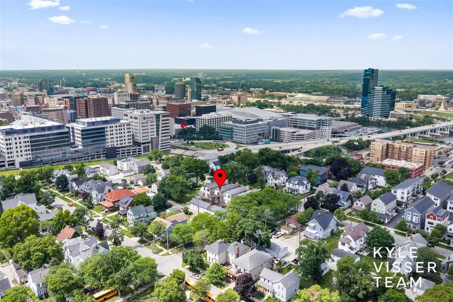 542 Fairview #3, Grand Rapids, MI 49503 - #2