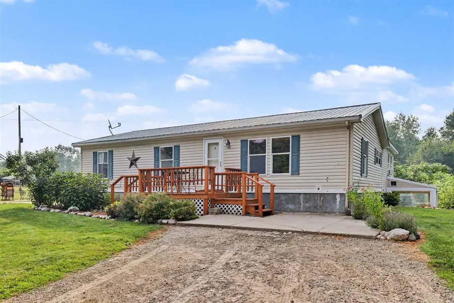 9752 Fuller, Greenville, MI 48838 - #3