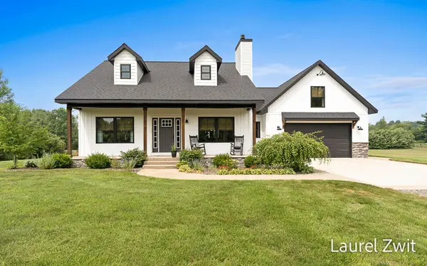 2281 N Green Creek, Muskegon, MI 49445