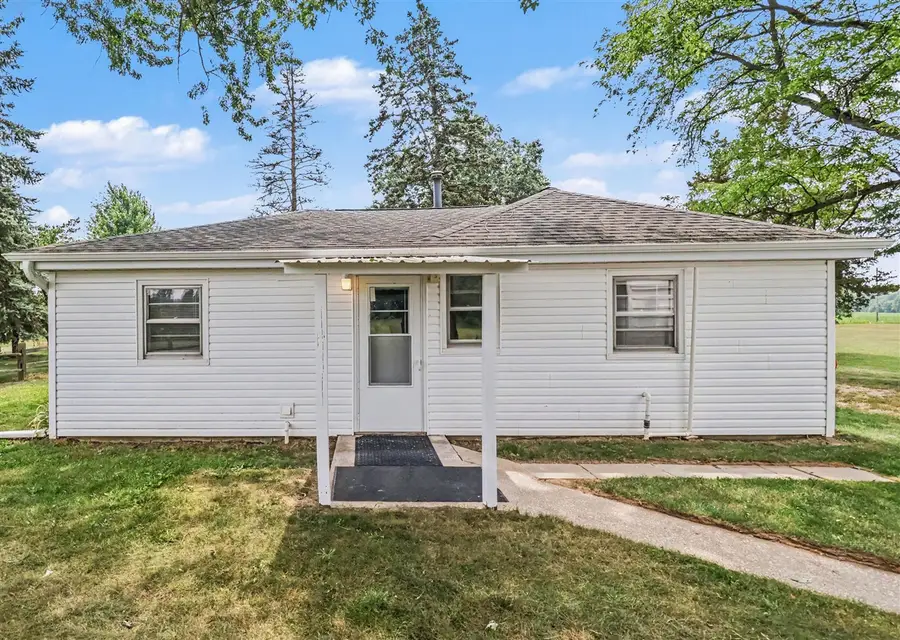 16812 Moorepark, Three Rivers, MI 49093 - #2