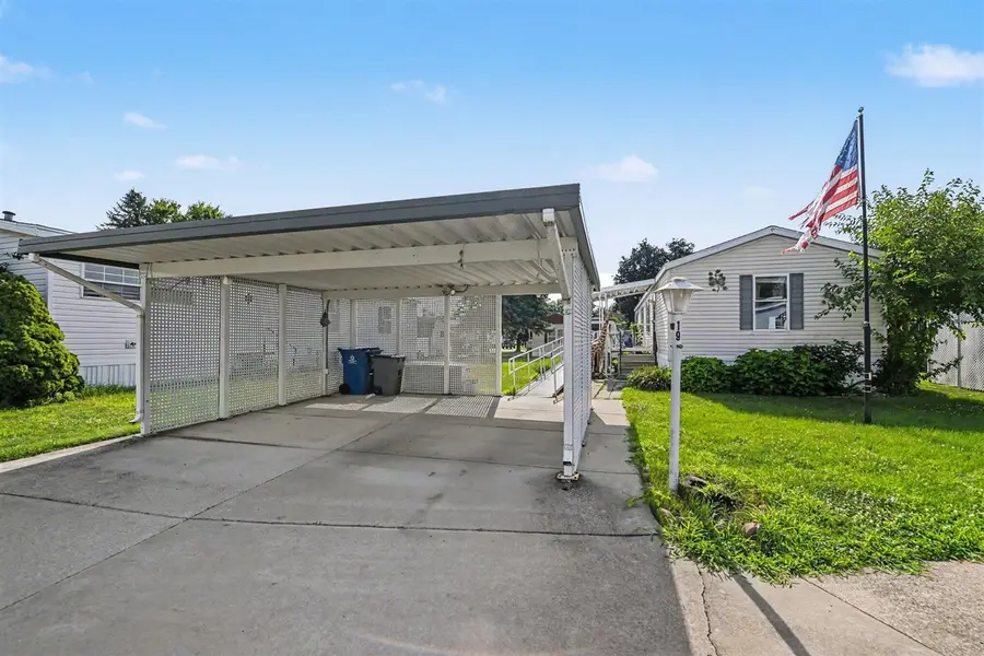 69205 Garver Lake #19, Edwardsburg, MI 49112 - #3
