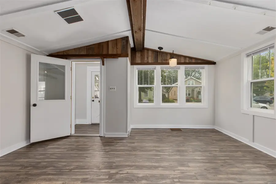 251 W 11th, Holland, MI 49423 - #3