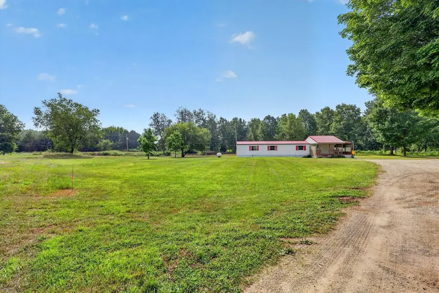 15819 Lincoln, Coral, MI 49322 - #2