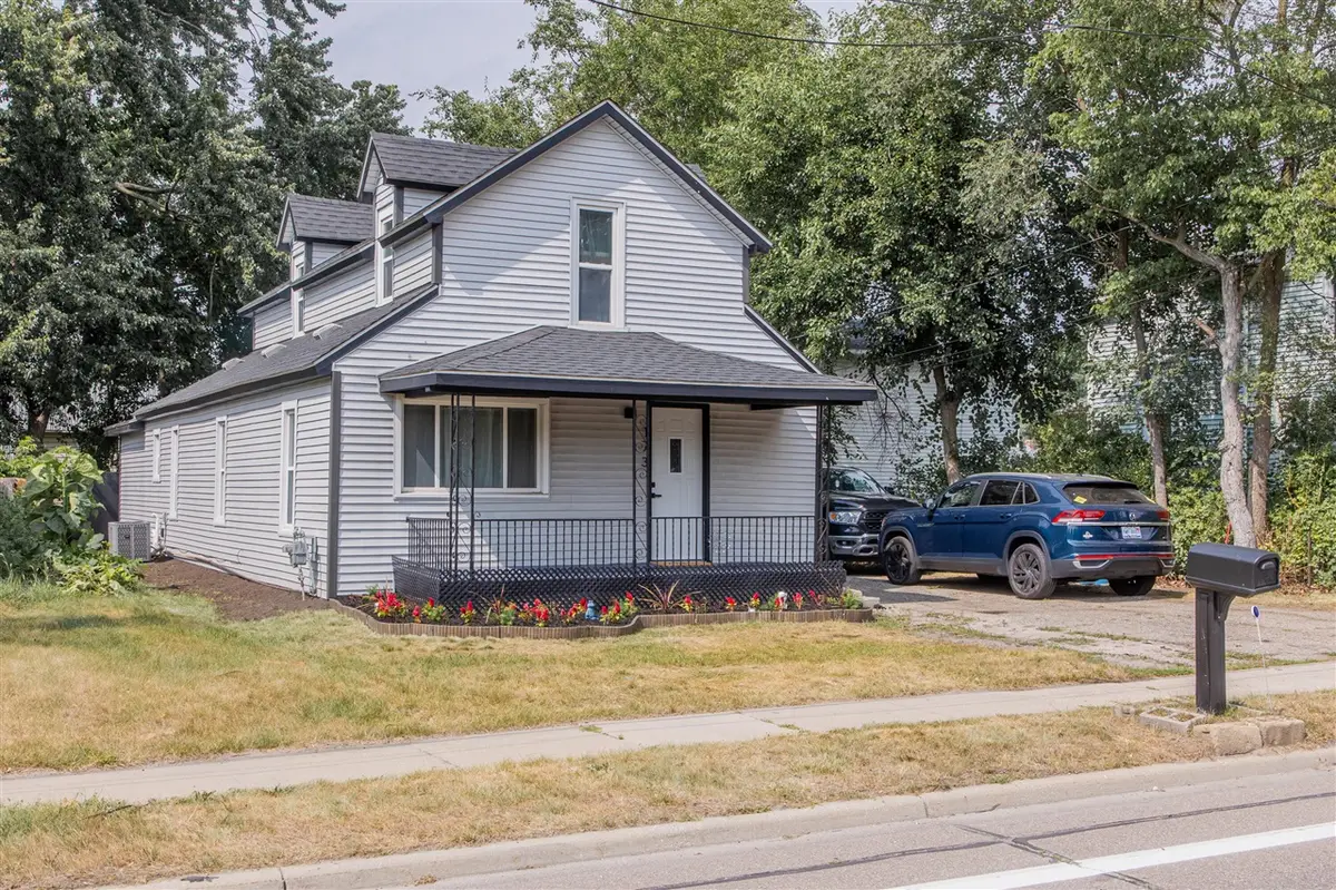 173 E State, Montrose, MI 48457 - #1