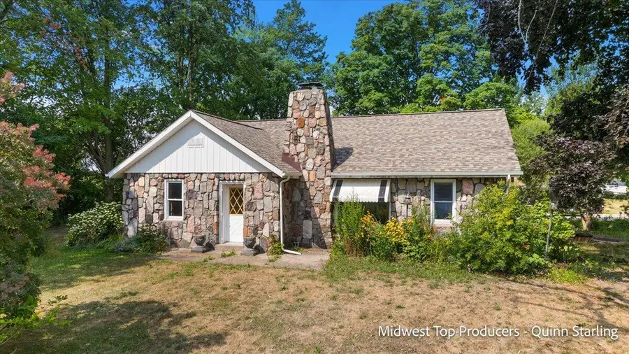 373 N Main, Casnovia, MI 49318 - #3