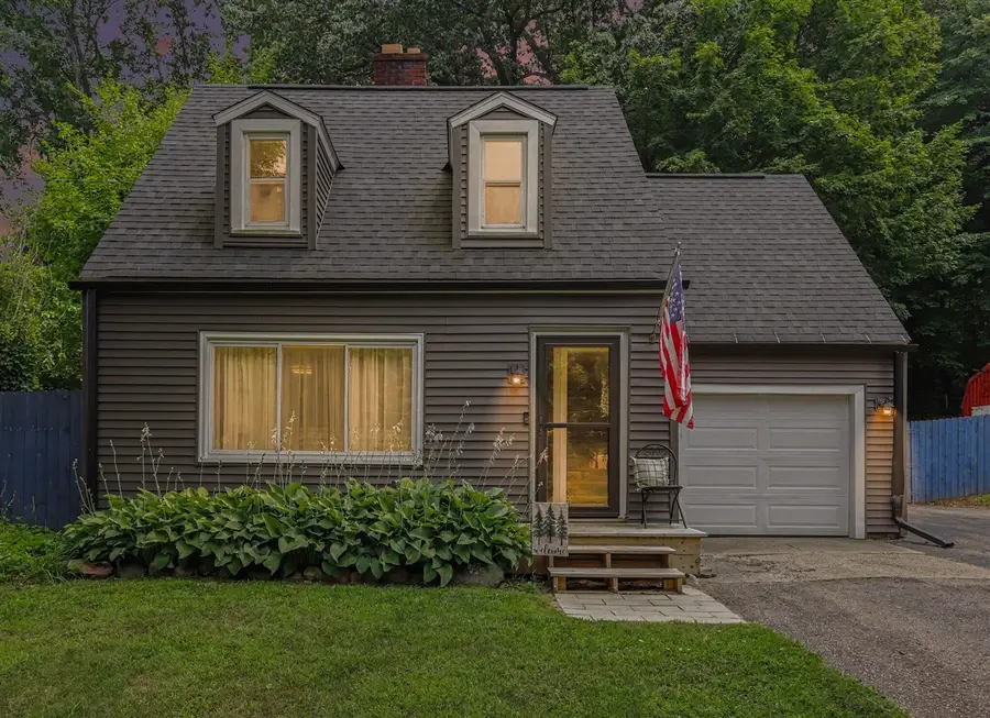 109 W Sunset, Battle Creek, MI 49017 - #2