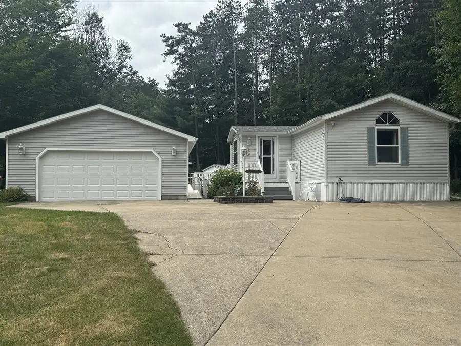 8166 Constitution, Cadillac, MI 49601 - #2