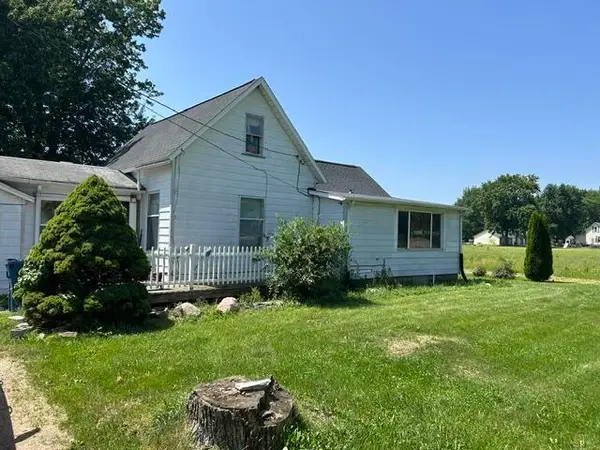 1984 Greenly, Benton Harbor, MI 49022
