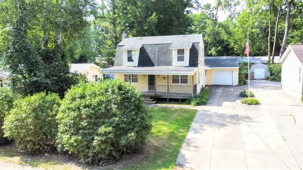 10887 3rd, Stanwood, MI 49346