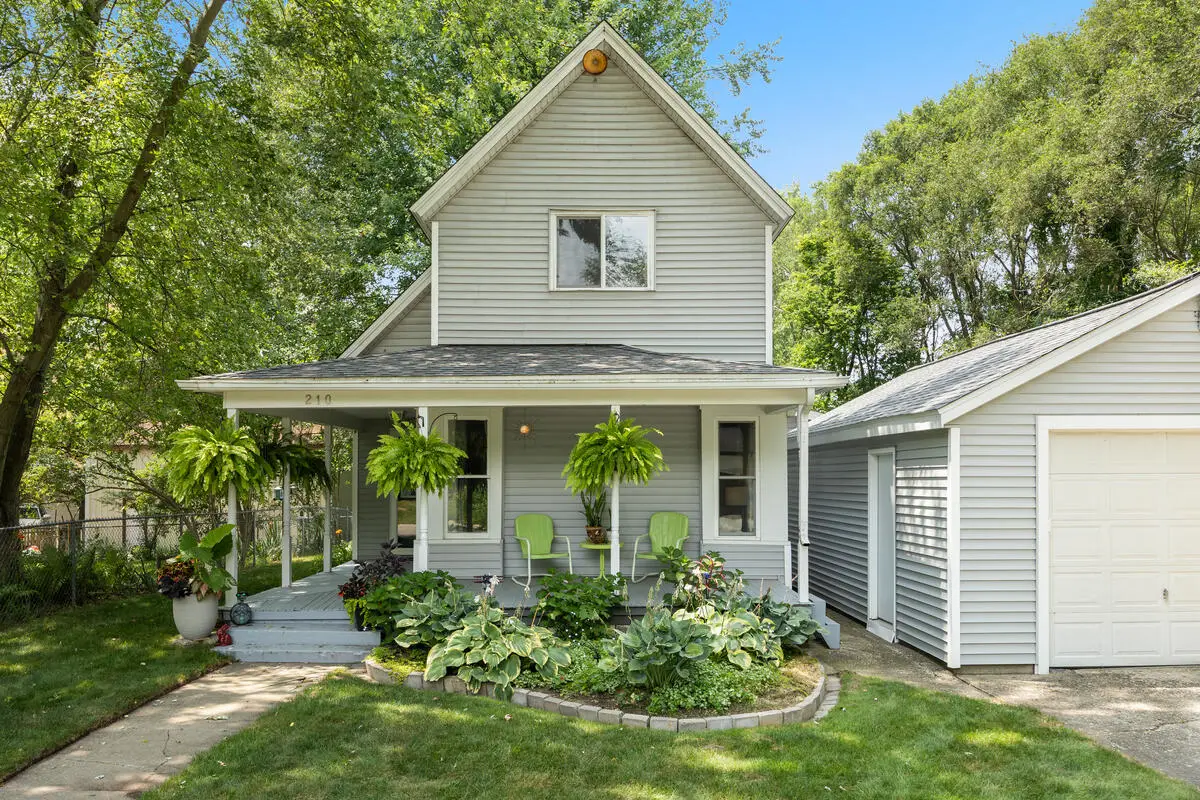 210 Keeler, Middleville, MI 49333 - #1