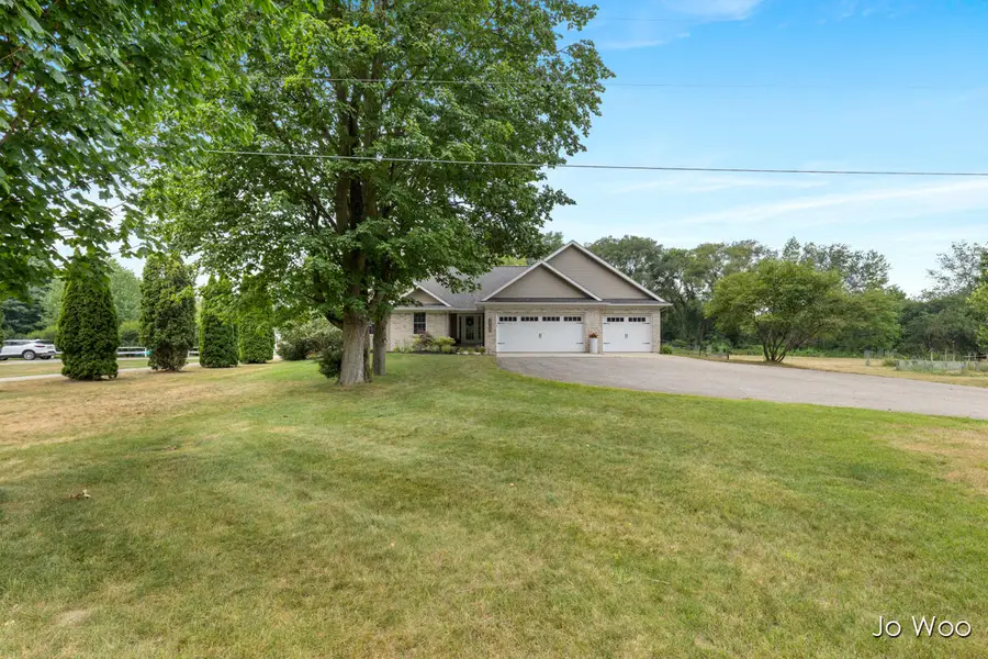 3529 Buttrick, Ada, MI 49301 - #3