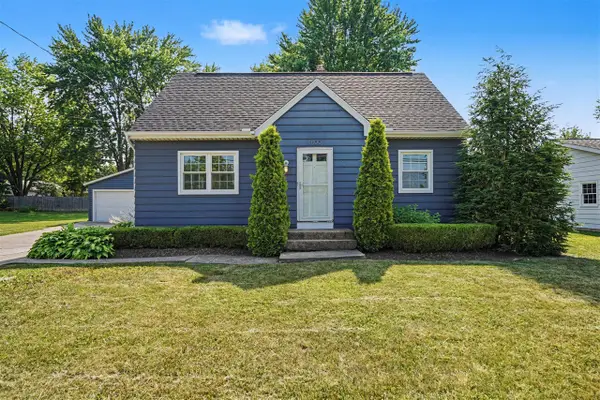 1800 Woodlawn, Grand Rapids, MI 49506