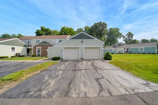 2760 Walden Woods, Jackson, MI 49201