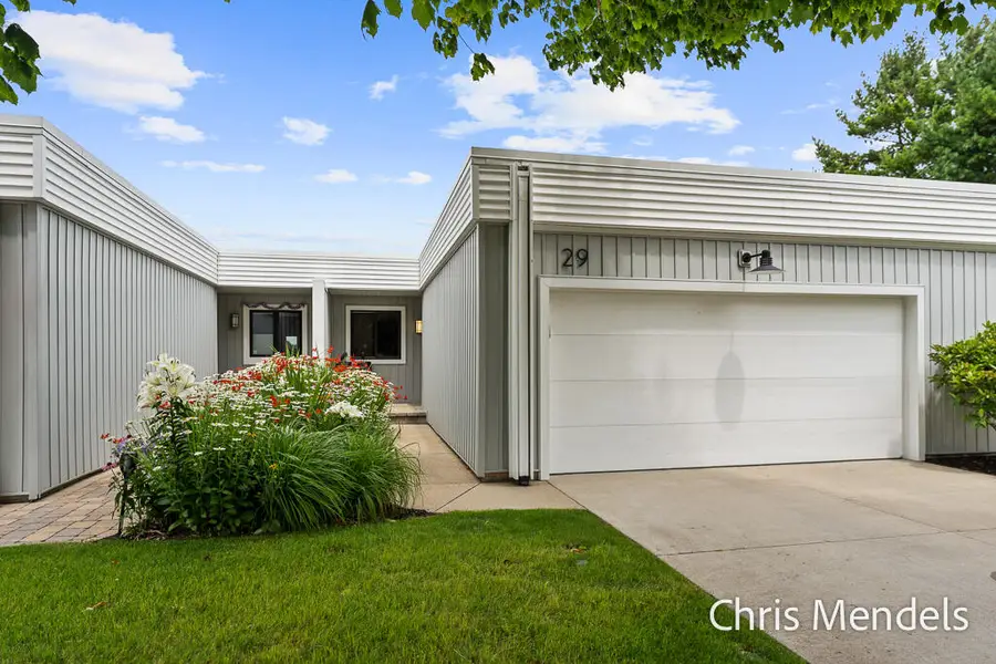 29 Sherman #24, Grand Haven, MI 49417 - #2