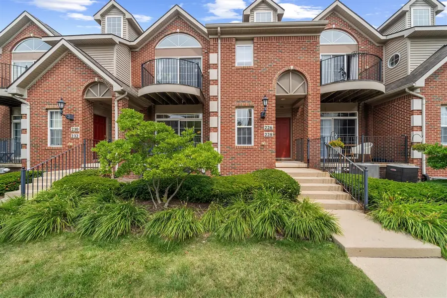 228 W Oakbrook, Ann Arbor, MI 48103 - #3