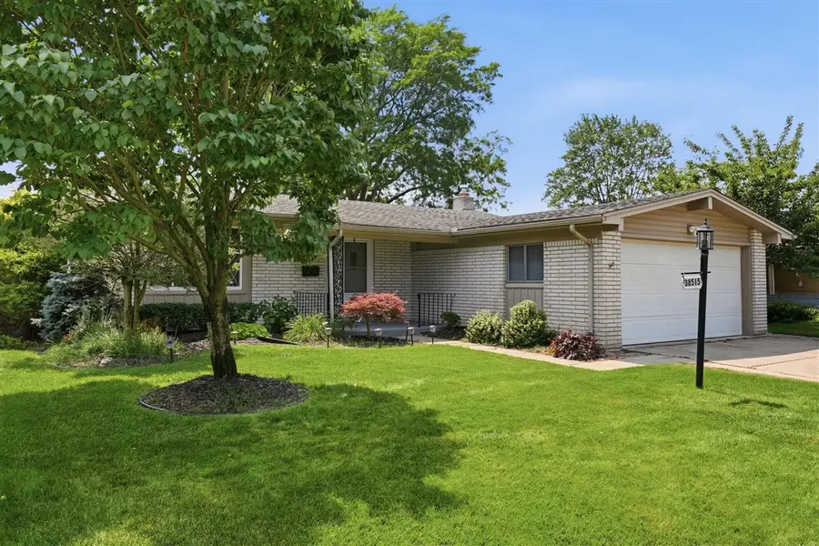 38515 Grandon, Livonia, MI 48150 - #2