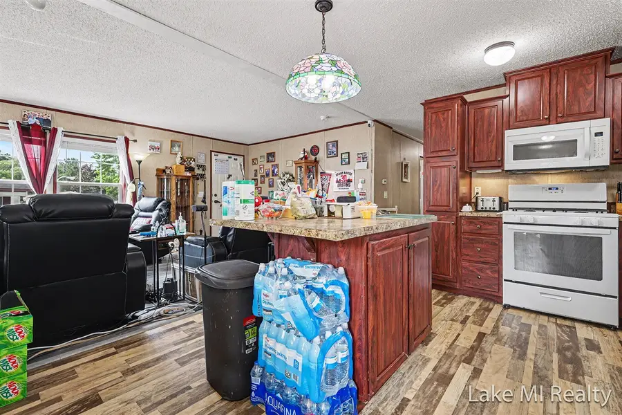 4572 Toronto, Wyoming, MI 49519 - #2
