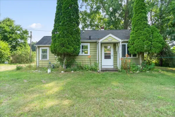 14133 North, Bellevue, MI 49021