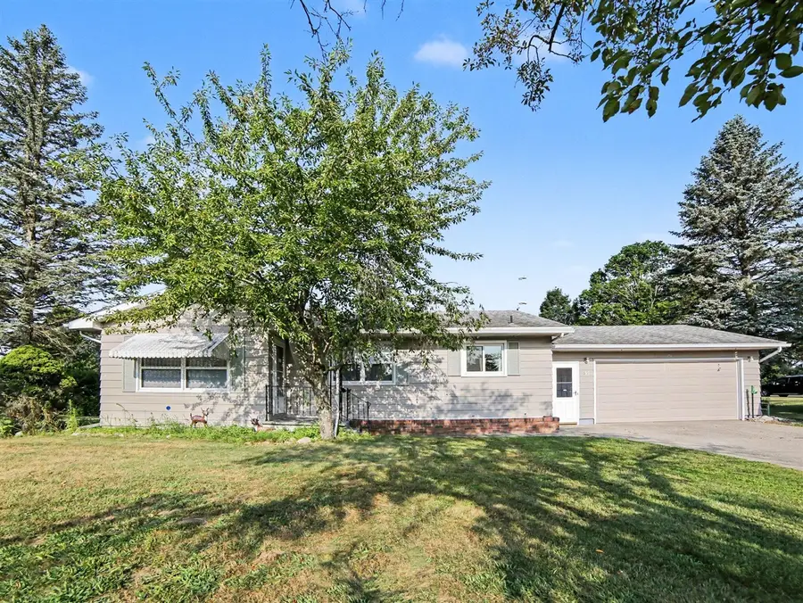 195 Smith, Hesperia, MI 49421 - #3