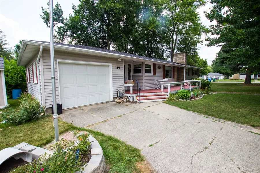 119 Cross, Dowagiac, MI 49047 - #2
