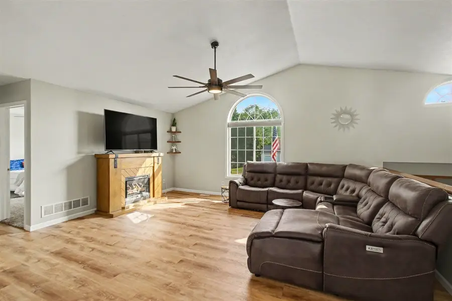 414 Voyager, Wayland, MI 49348 - #2