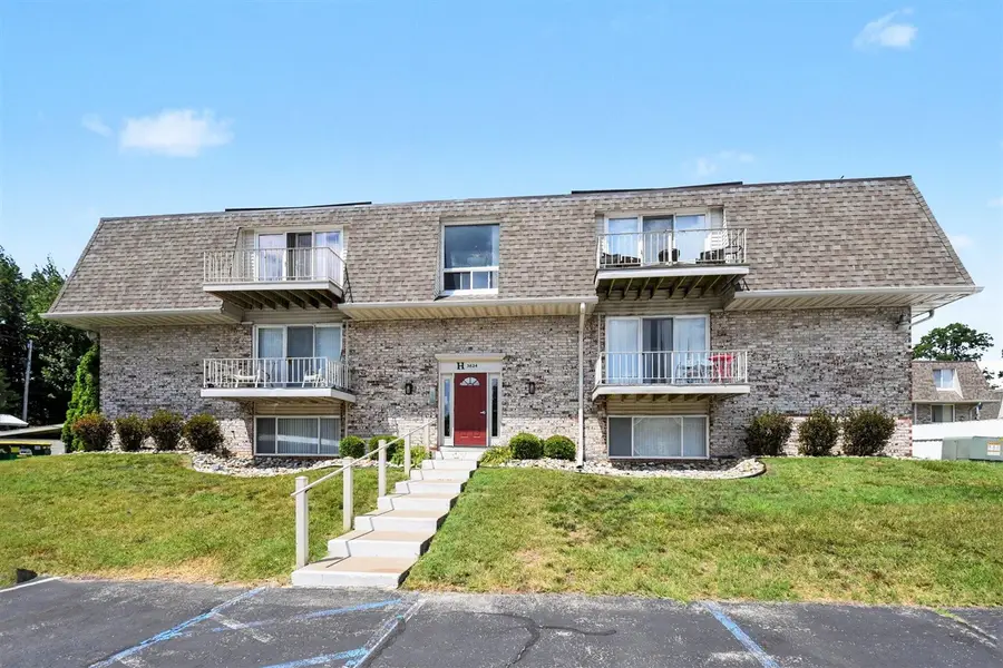 3624 Lakeshore #H-1, Saint Joseph, MI 49085 - #2