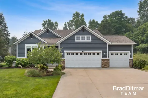 539 W Abbey Mill, Ada, MI 49301