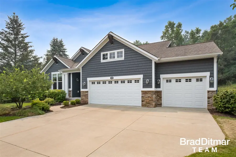 539 W Abbey Mill, Ada, MI 49301 - #2