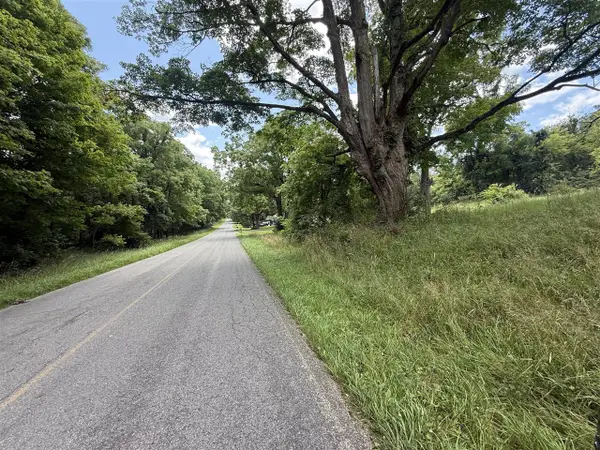 63518 Day Lake, Cassopolis, MI 49031