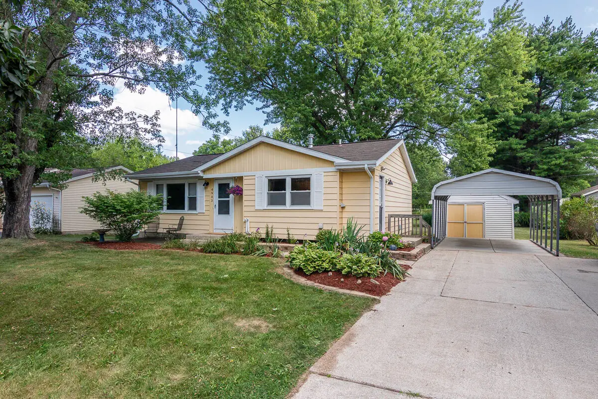 4903 E T U, Vicksburg, MI 49097 - #1