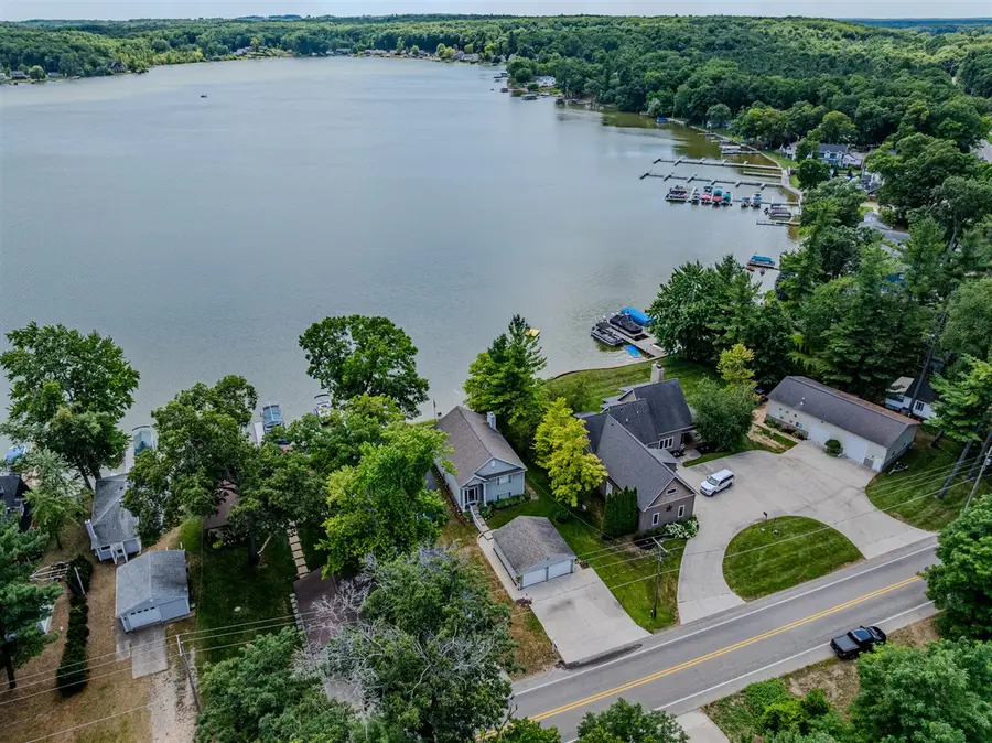 966 E 88th, Newaygo, MI 49337 - #3
